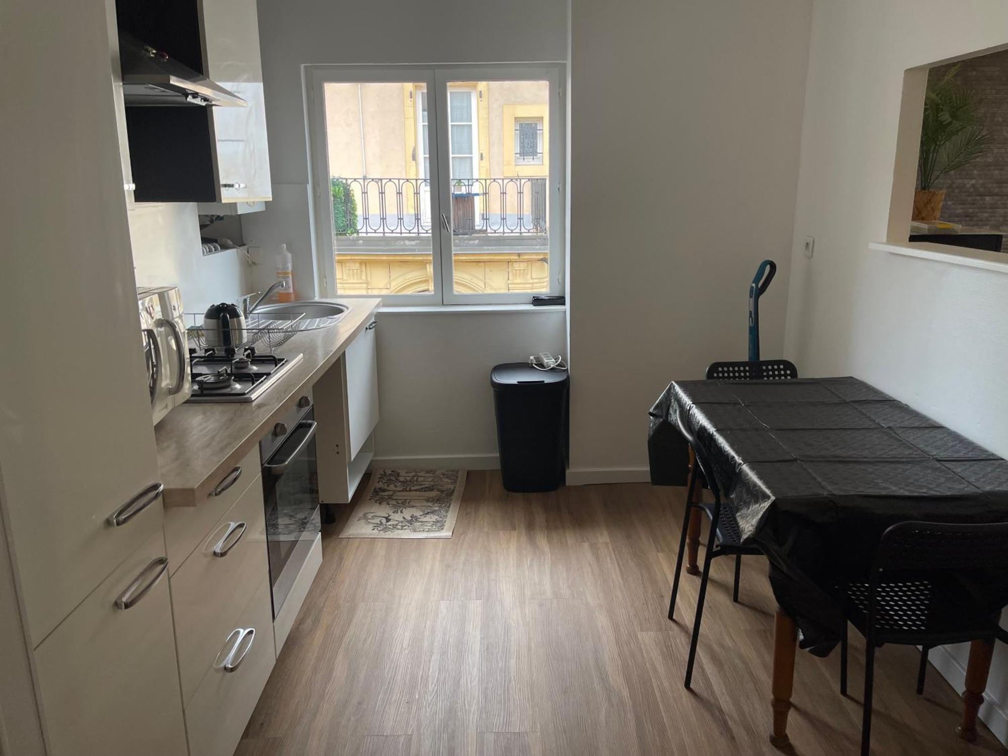 Hexagone Wifi Un Sejour A Part Apartment Longeville-les-Metz Luaran gambar