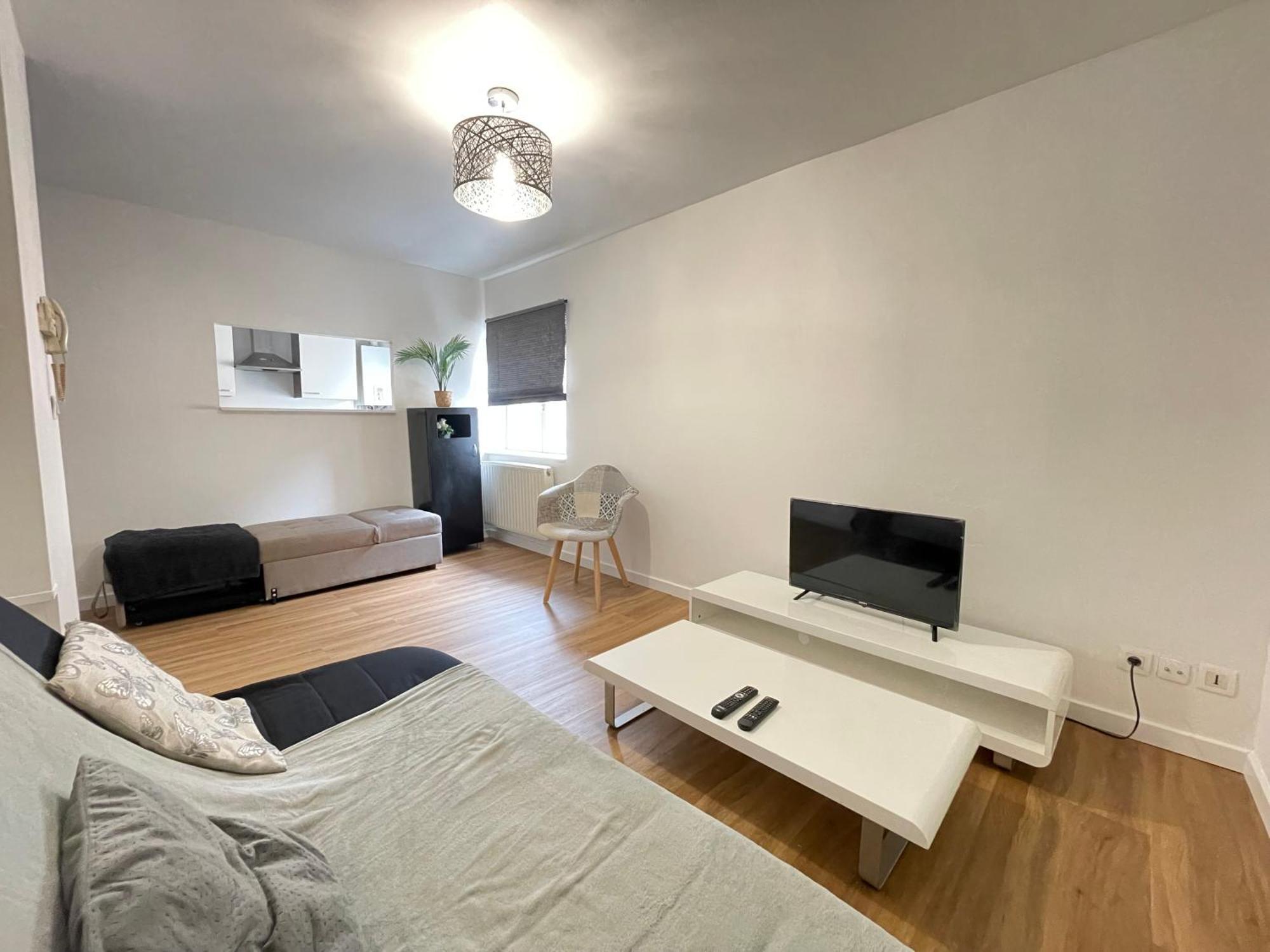 Hexagone Wifi Un Sejour A Part Apartment Longeville-les-Metz Luaran gambar