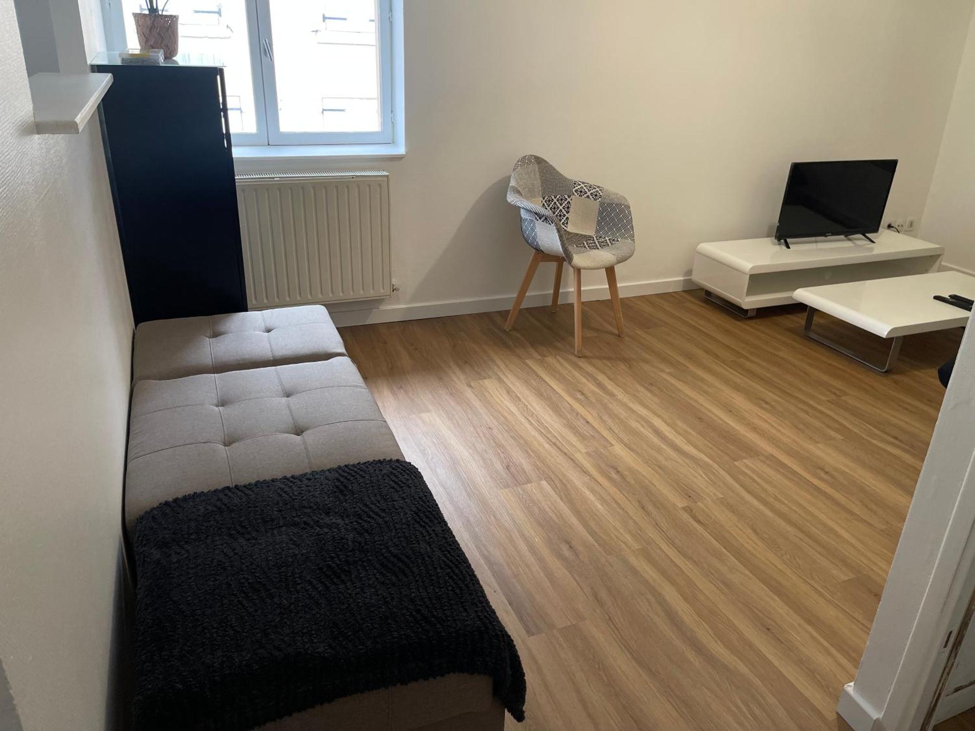 Hexagone Wifi Un Sejour A Part Apartment Longeville-les-Metz Luaran gambar