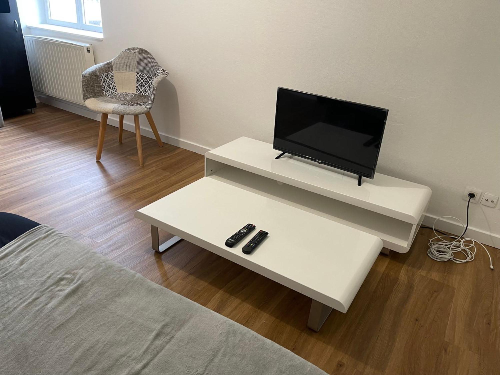 Hexagone Wifi Un Sejour A Part Apartment Longeville-les-Metz Luaran gambar
