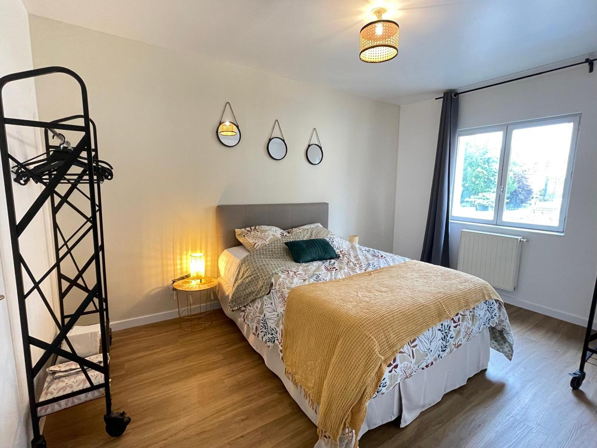 Hexagone Wifi Un Sejour A Part Apartment Longeville-les-Metz Luaran gambar