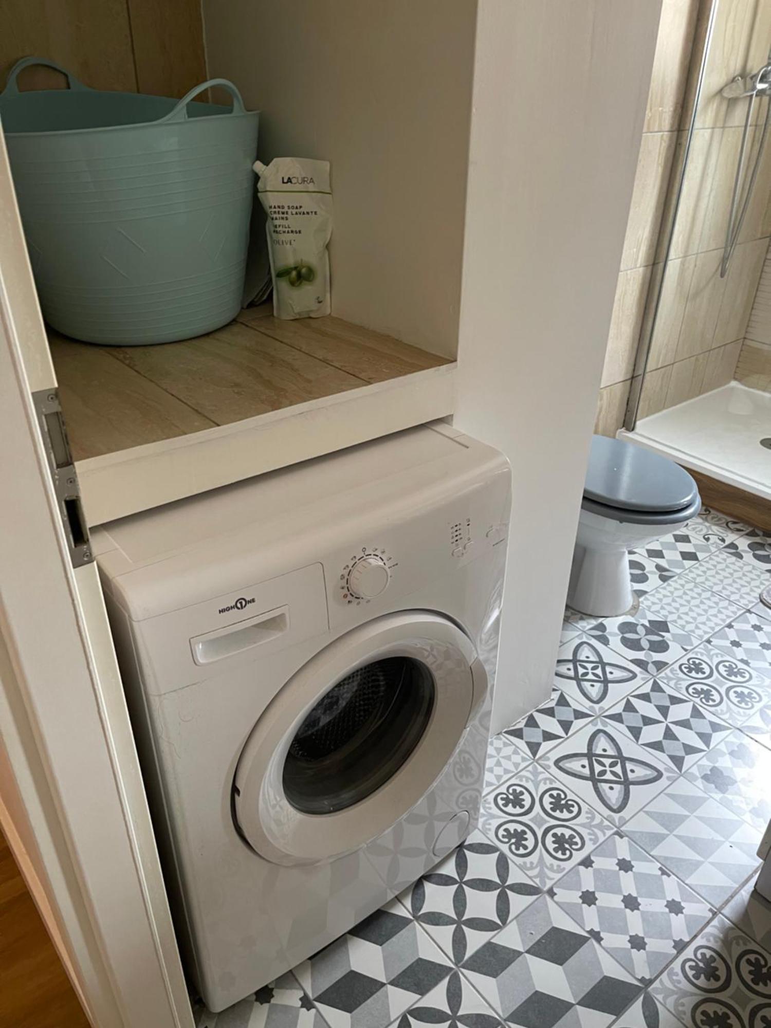 Hexagone Wifi Un Sejour A Part Apartment Longeville-les-Metz Luaran gambar