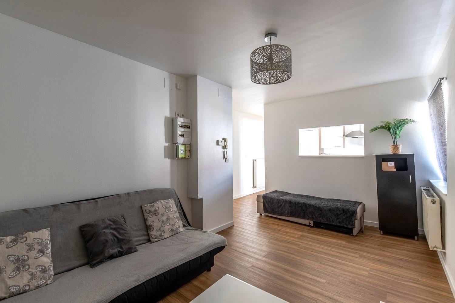 Hexagone Wifi Un Sejour A Part Apartment Longeville-les-Metz Luaran gambar